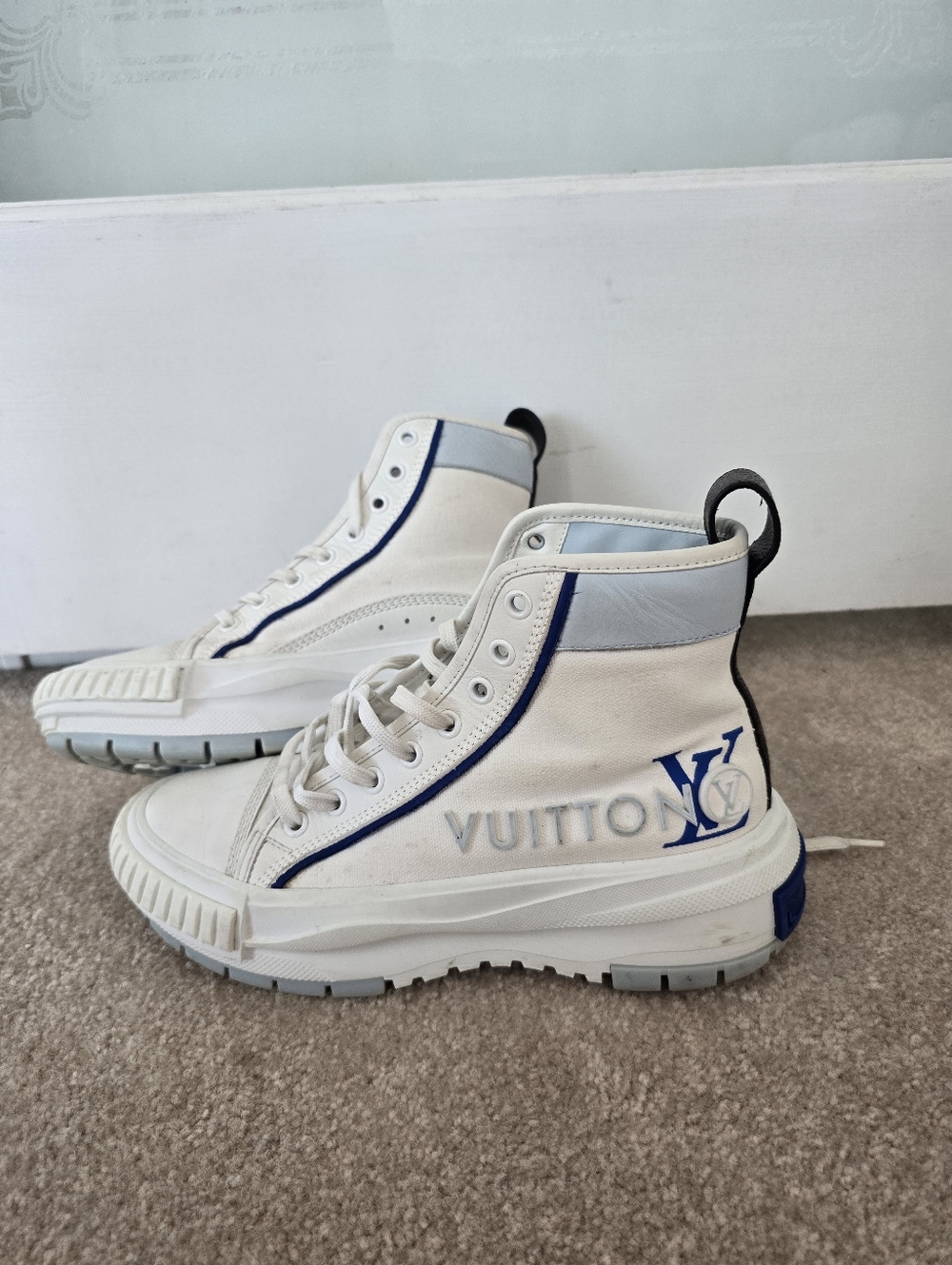 Louis Vuitton Sneakers